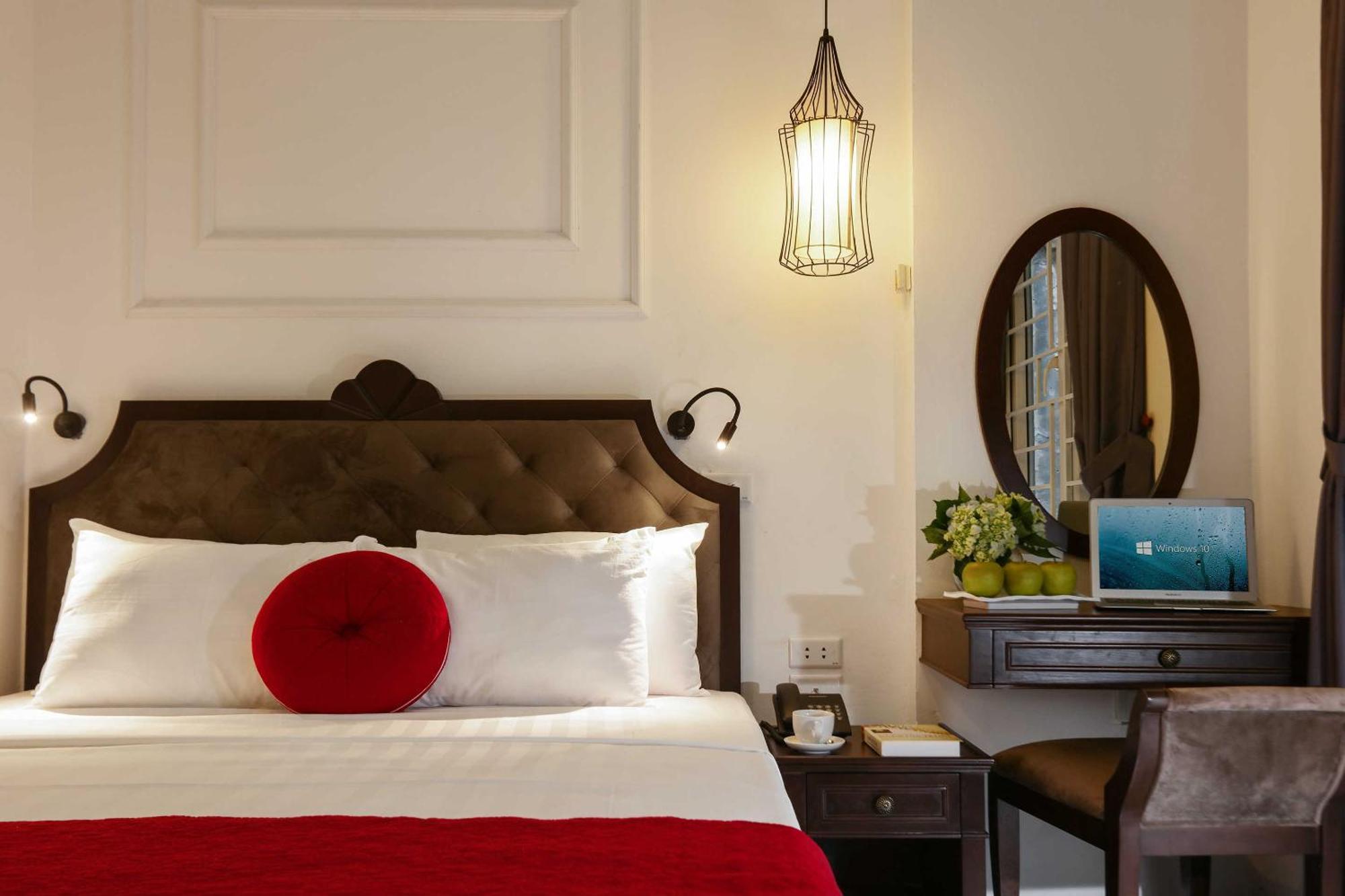 The Sinh Tourist Hotel & Travel Hanoi Exterior foto